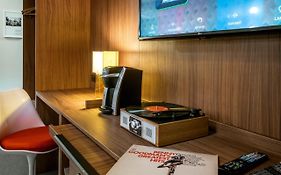 Hotel Uville Montreal